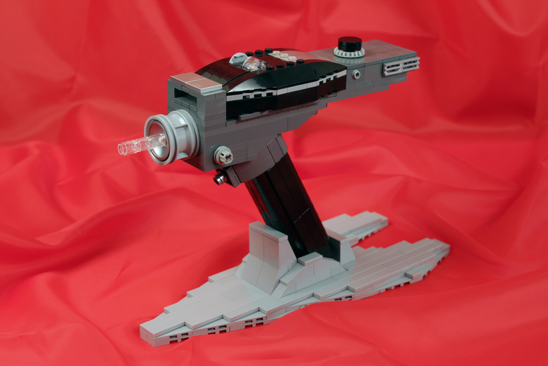 Illustration for article titled LEGO Star Trek equipment may not work, but is fascinating nonetheless